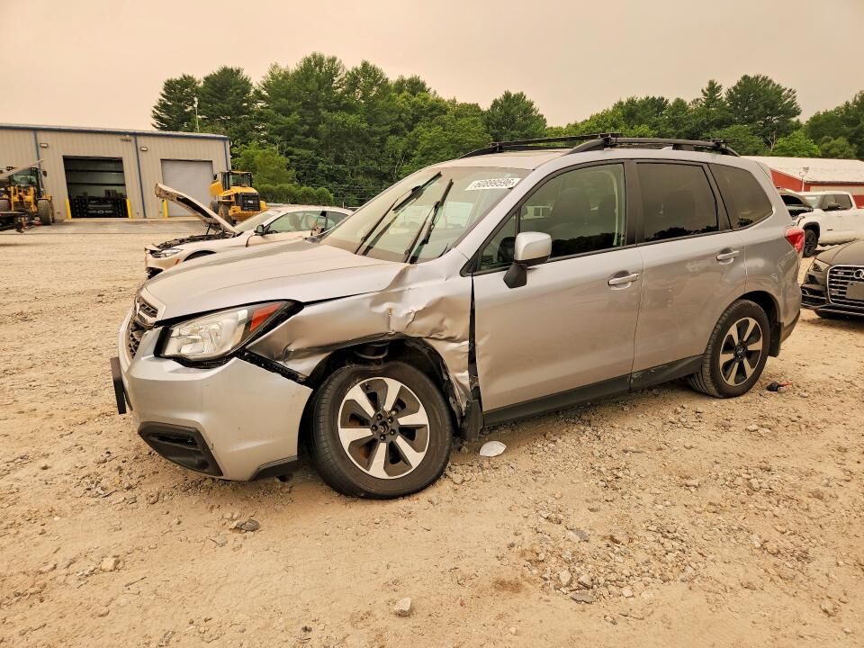 2017 SUBARU Forester
