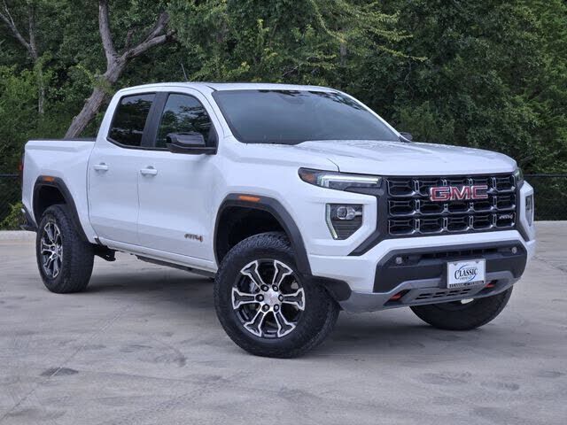 2023 GMC Canyon