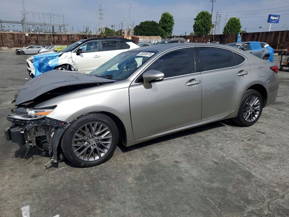 2018 LEXUS ES