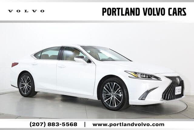2022 LEXUS ES