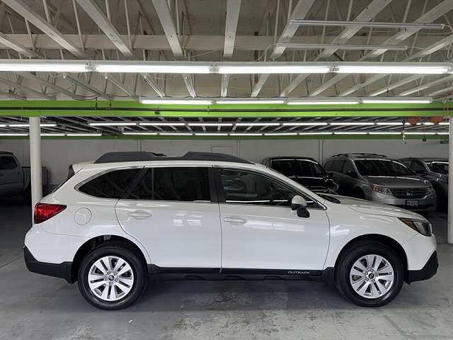 2018 SUBARU Outback