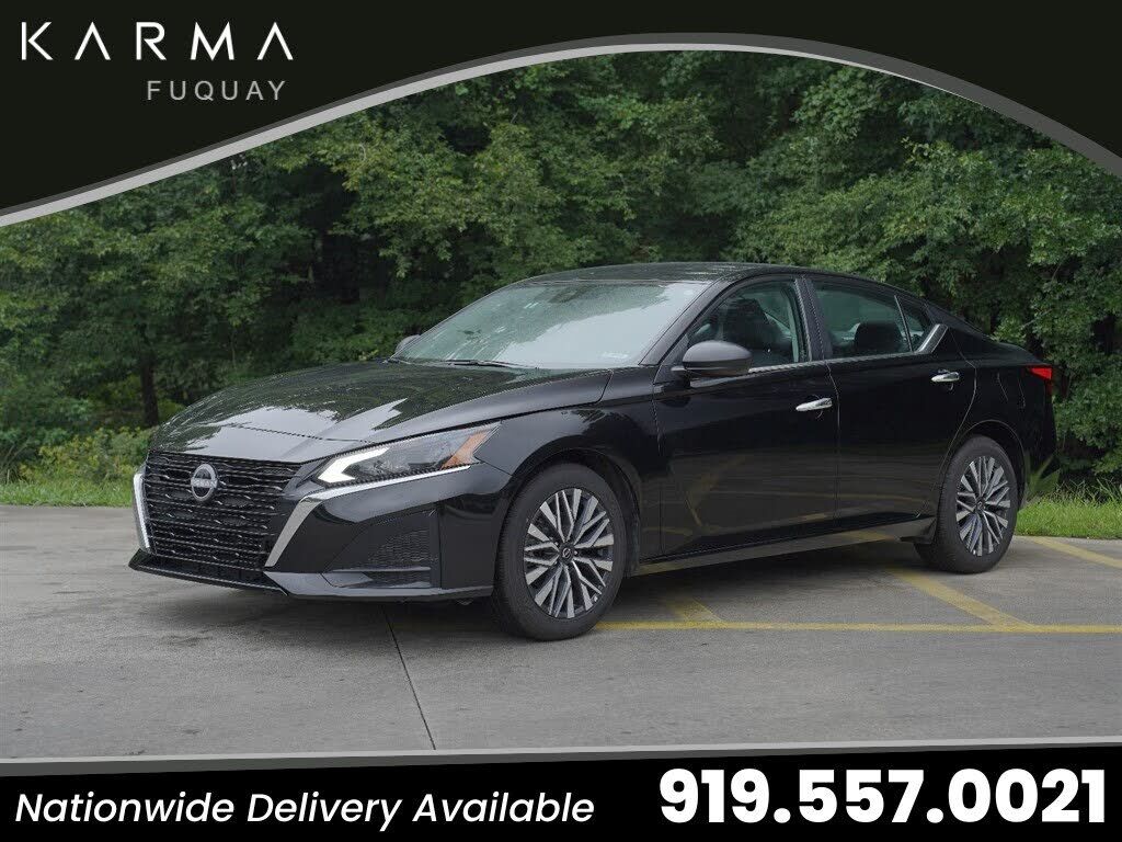 2025 NISSAN Altima