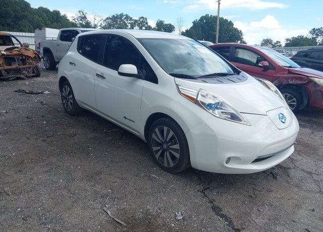 2015 NISSAN Leaf