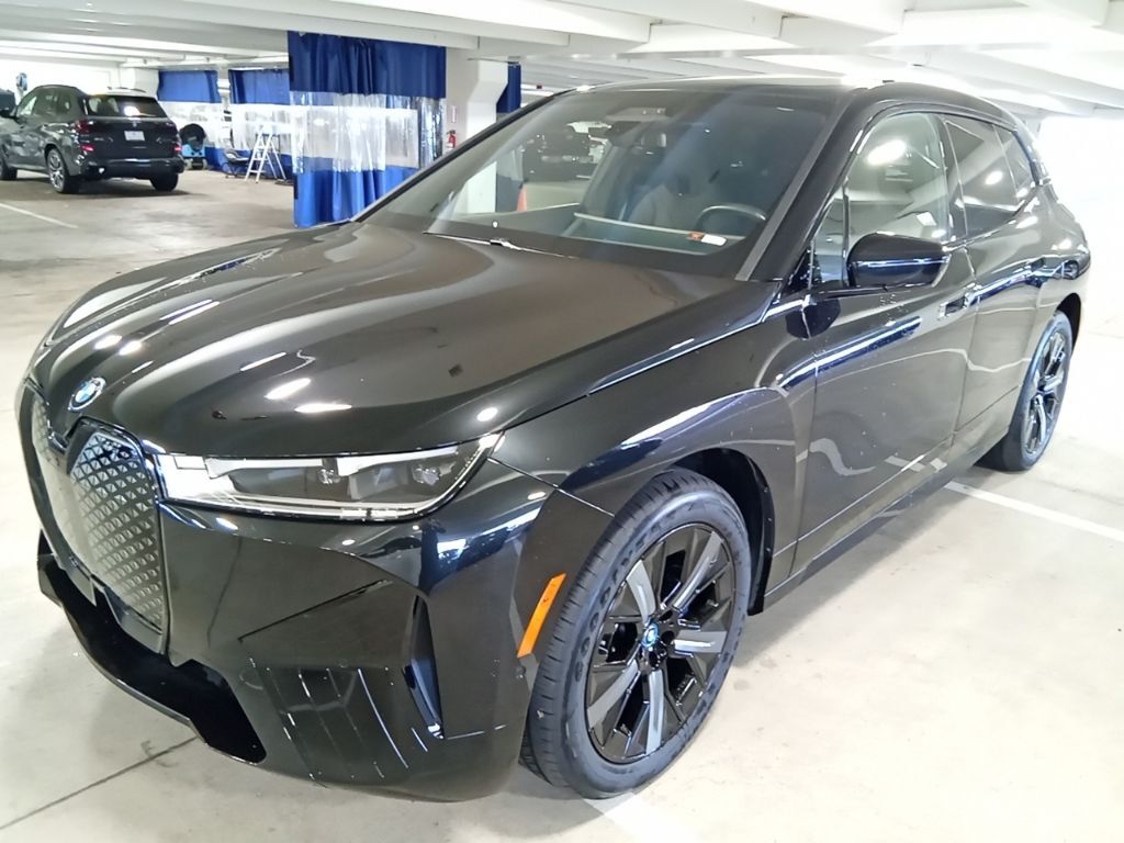 2024 BMW ix