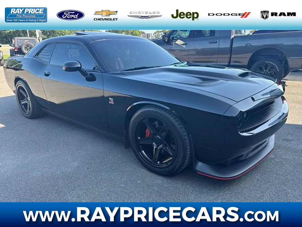 2016 DODGE Challenger