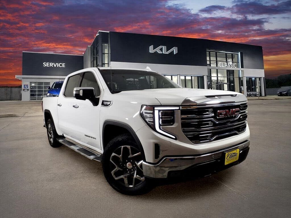 2024 GMC Sierra