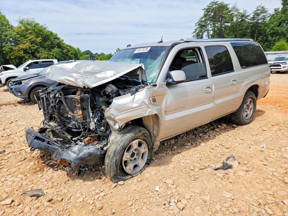 2004 CADILLAC Escalade