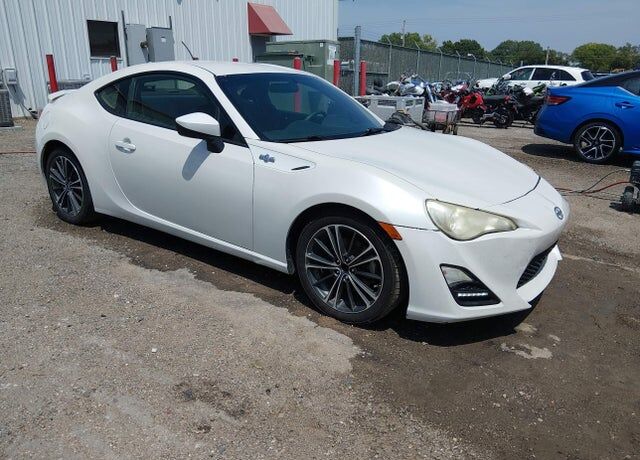 2014 TOYOTA Scion