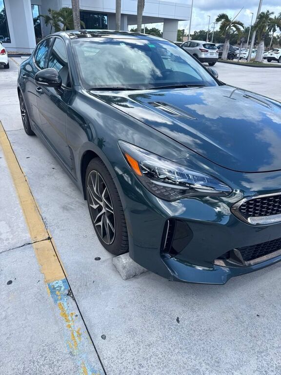 2023 KIA Stinger