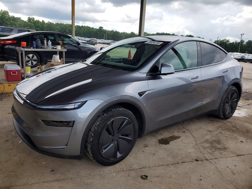2026 TESLA Model Y