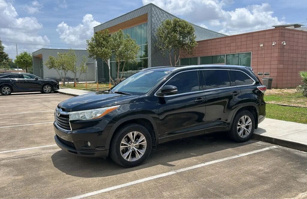 2015 TOYOTA Highlander