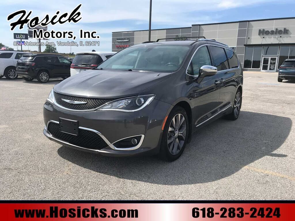 2017 CHRYSLER Pacifica