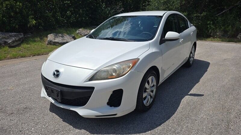 2013 MAZDA Mazda3