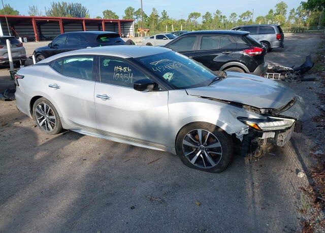 2019 NISSAN Maxima