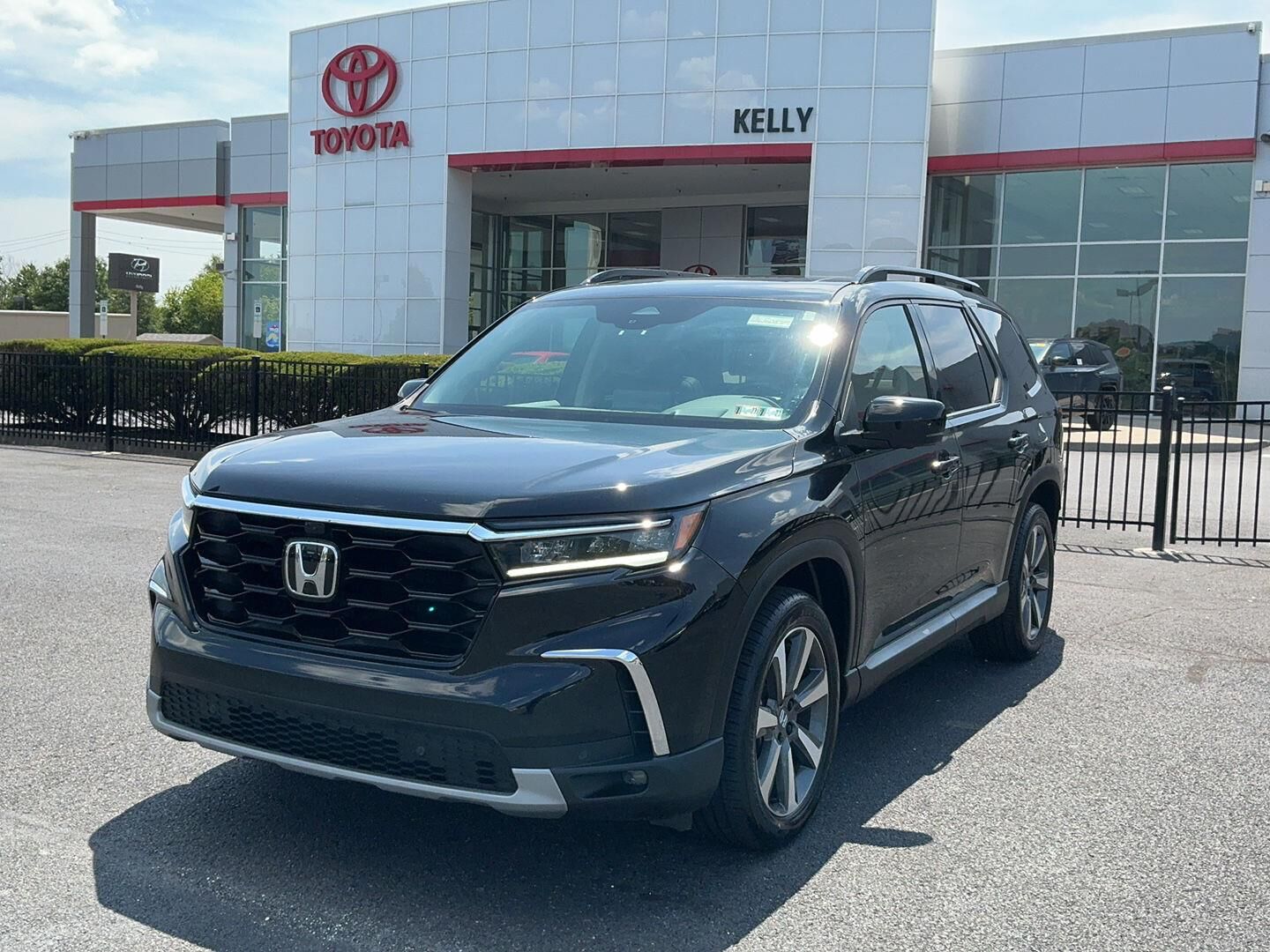 2025 HONDA Pilot