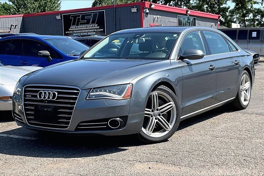 2014 AUDI A8