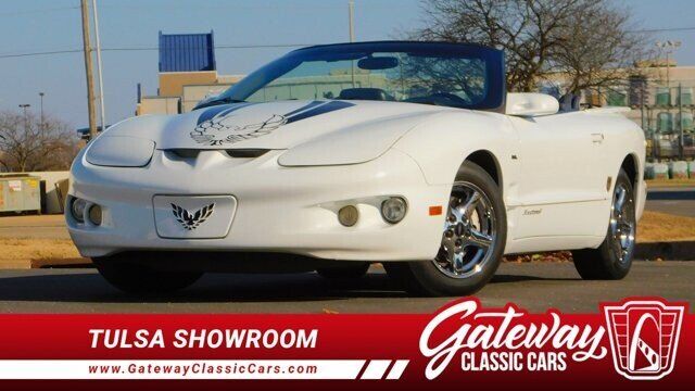 2002 PONTIAC Firebird