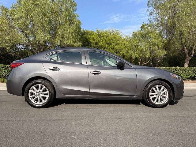 2016 MAZDA Mazda3