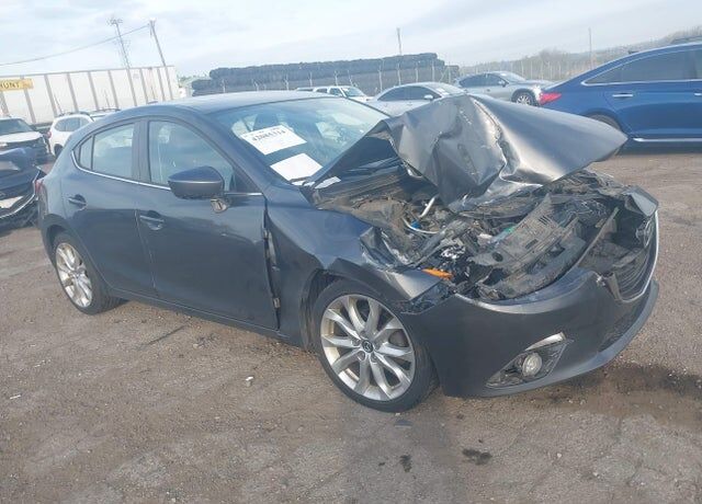2015 MAZDA Mazda3