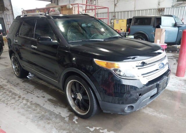 2011 FORD Explorer