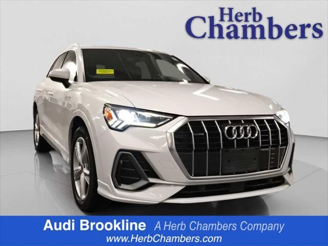 2021 AUDI Q3