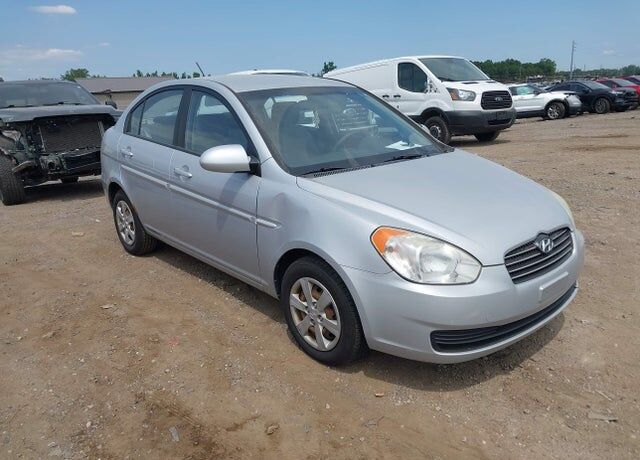 2009 HYUNDAI Accent