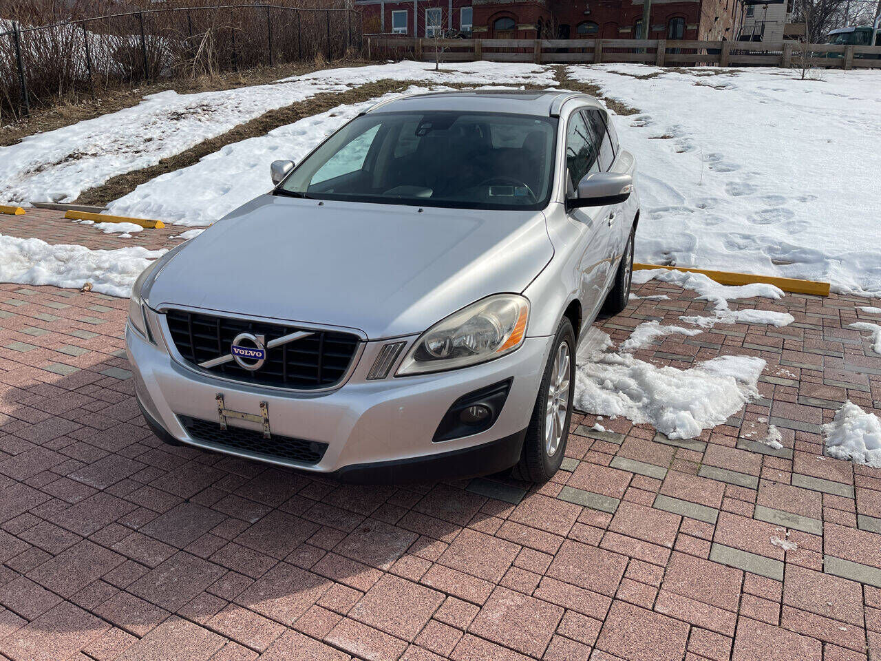 2010 VOLVO XC60