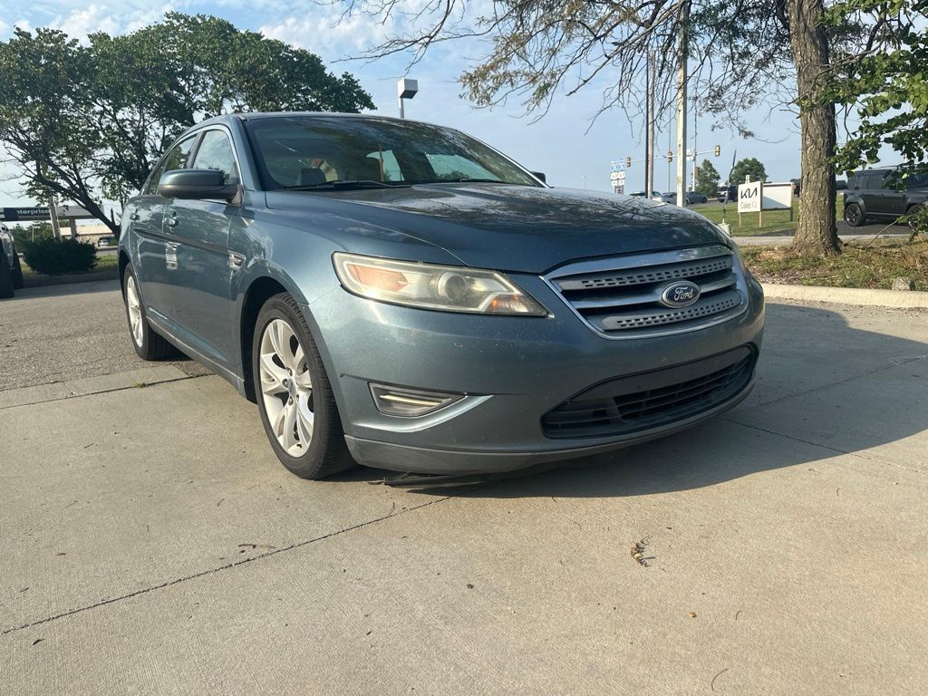 2010 FORD Taurus