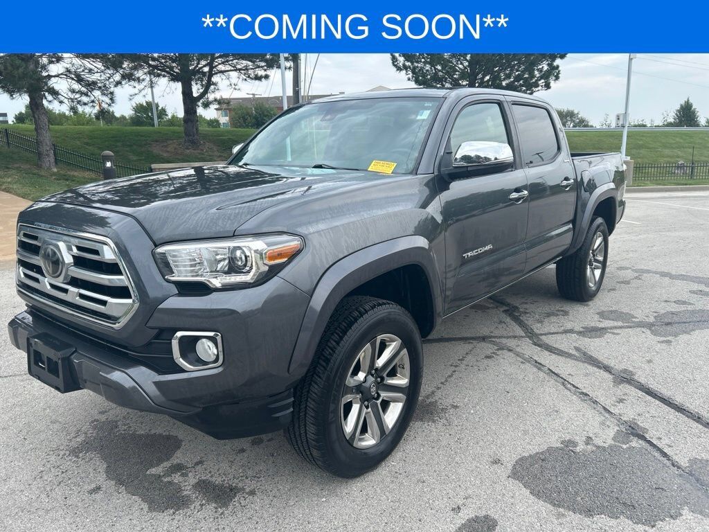 2019 TOYOTA Tacoma
