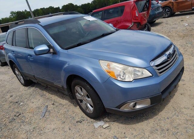 2010 SUBARU Outback