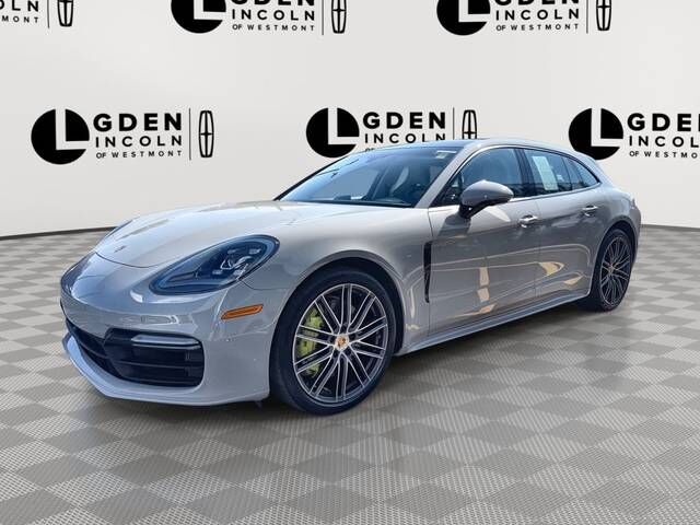 2018 PORSCHE Panamera