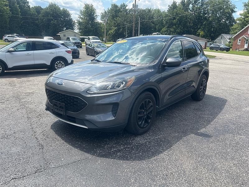 2021 FORD Escape