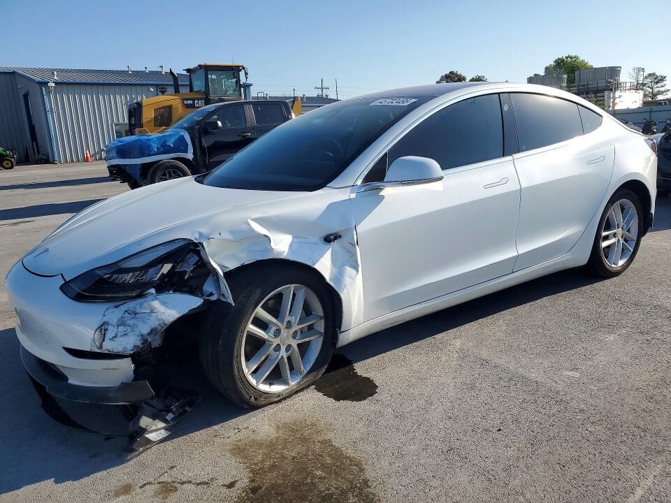 2020 TESLA Model 3