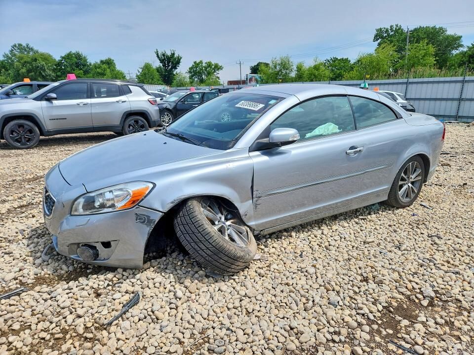 2012 VOLVO C70 / C30