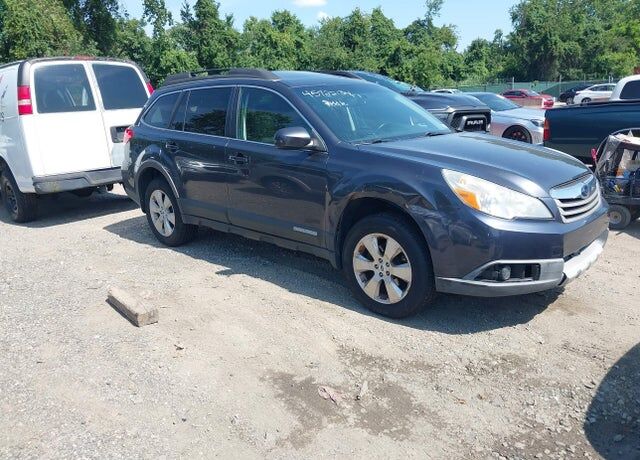 2012 SUBARU Outback