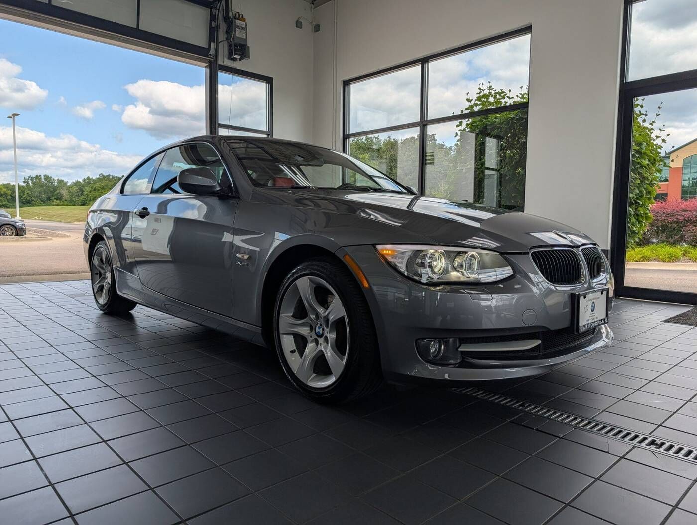 2011 BMW 3 Series