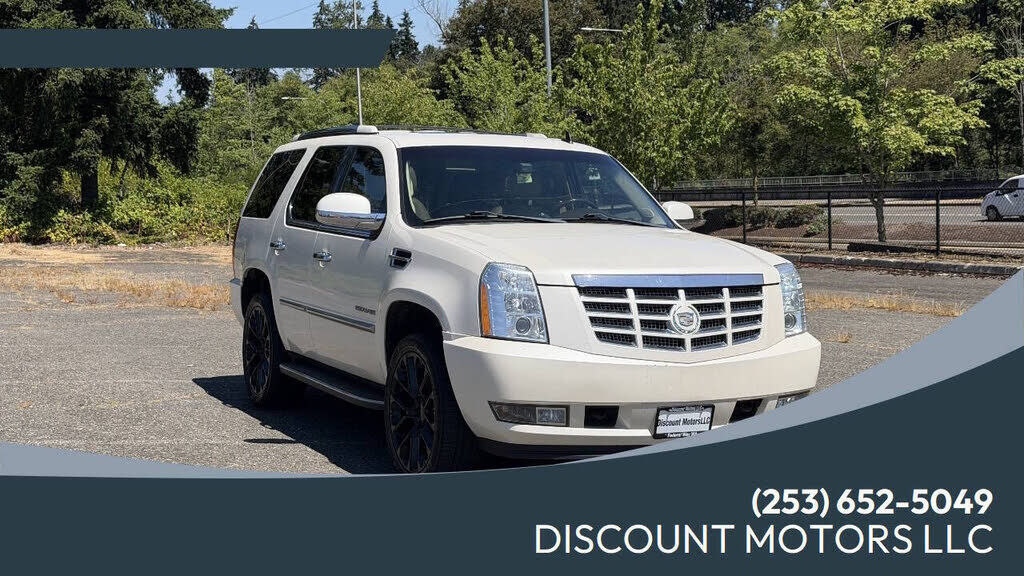 2011 CADILLAC Escalade