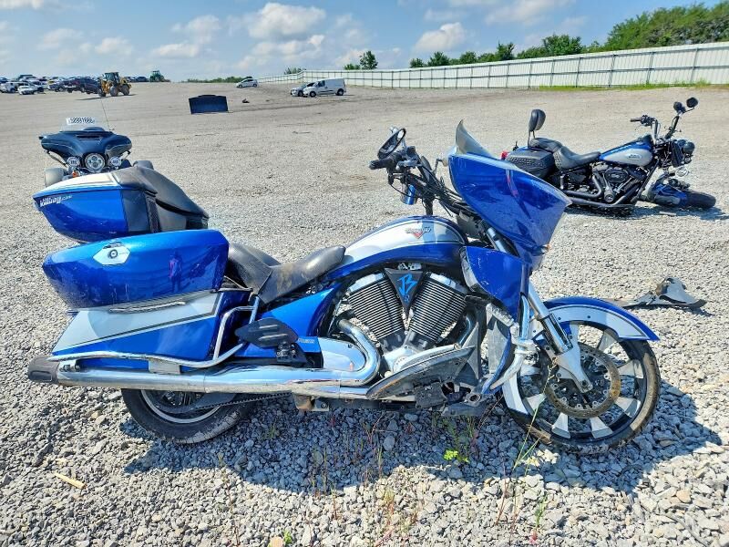 2014 VICTORY Cross Country Tour