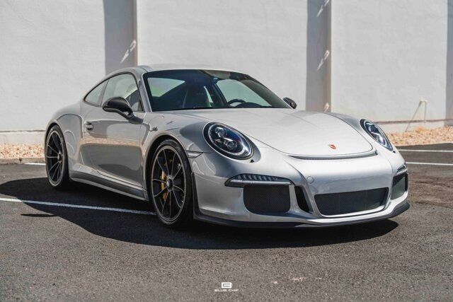 2016 PORSCHE 911