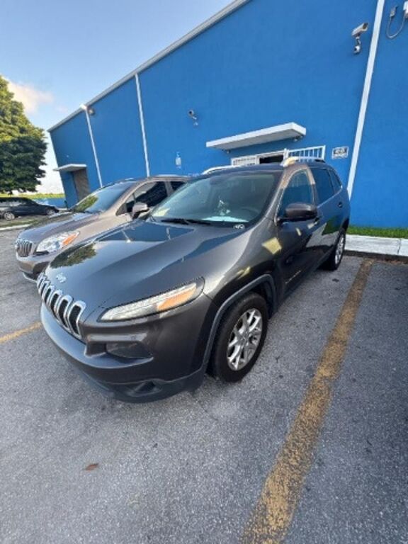 2016 JEEP Cherokee