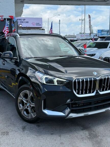 2025 BMW X1