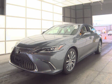 2021 LEXUS ES