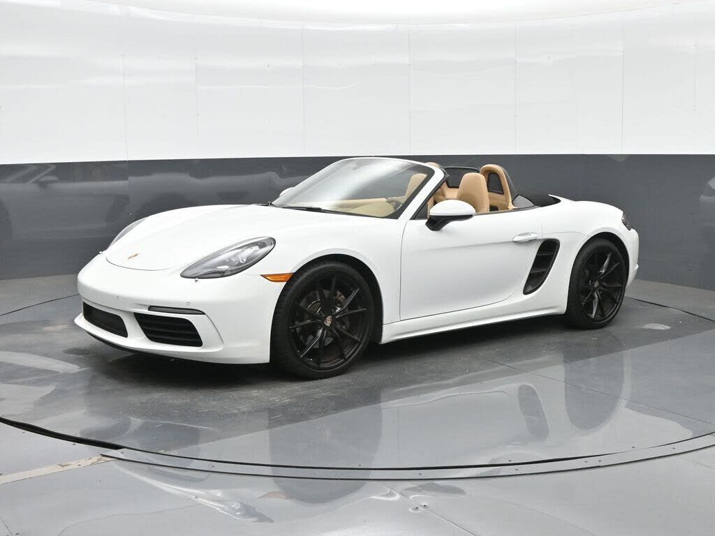 2017 PORSCHE Boxster