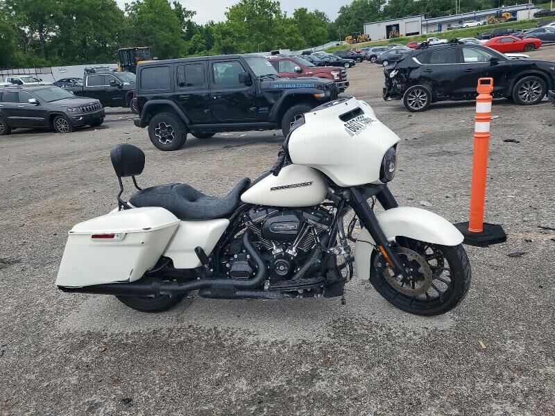 2018 HARLEY DAVIDSON FLHXS / Street Glide Special