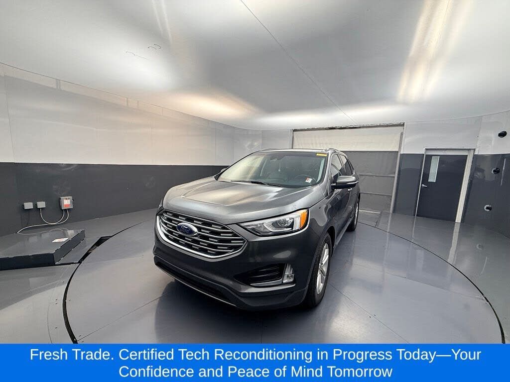 2020 FORD Edge