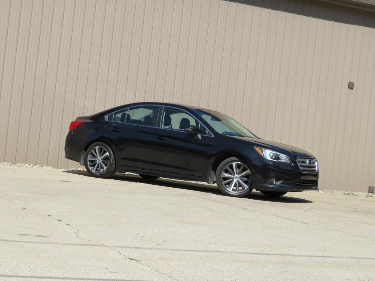 2015 SUBARU Legacy