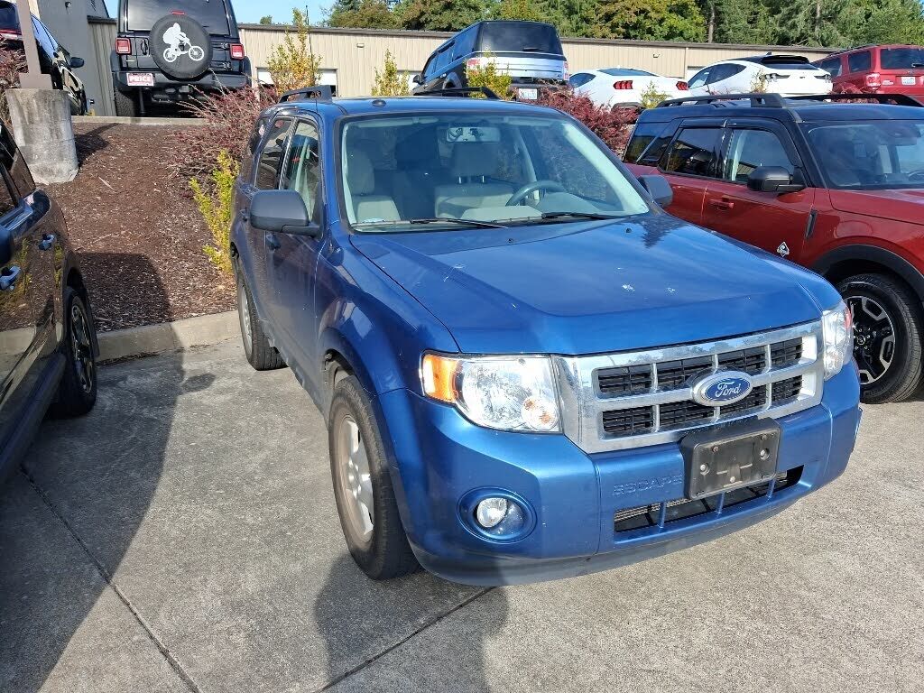 2010 FORD Escape