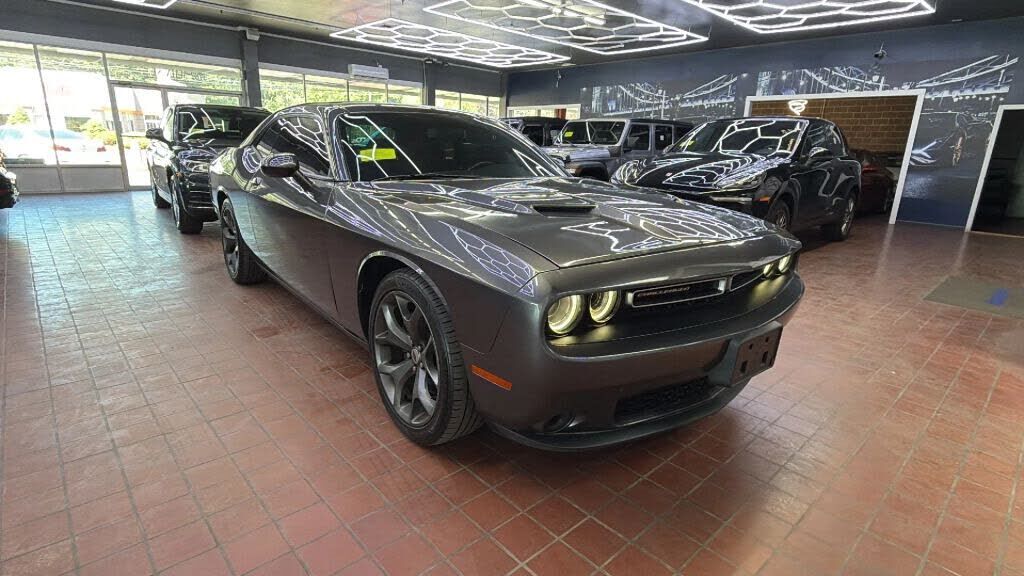 2018 DODGE Challenger