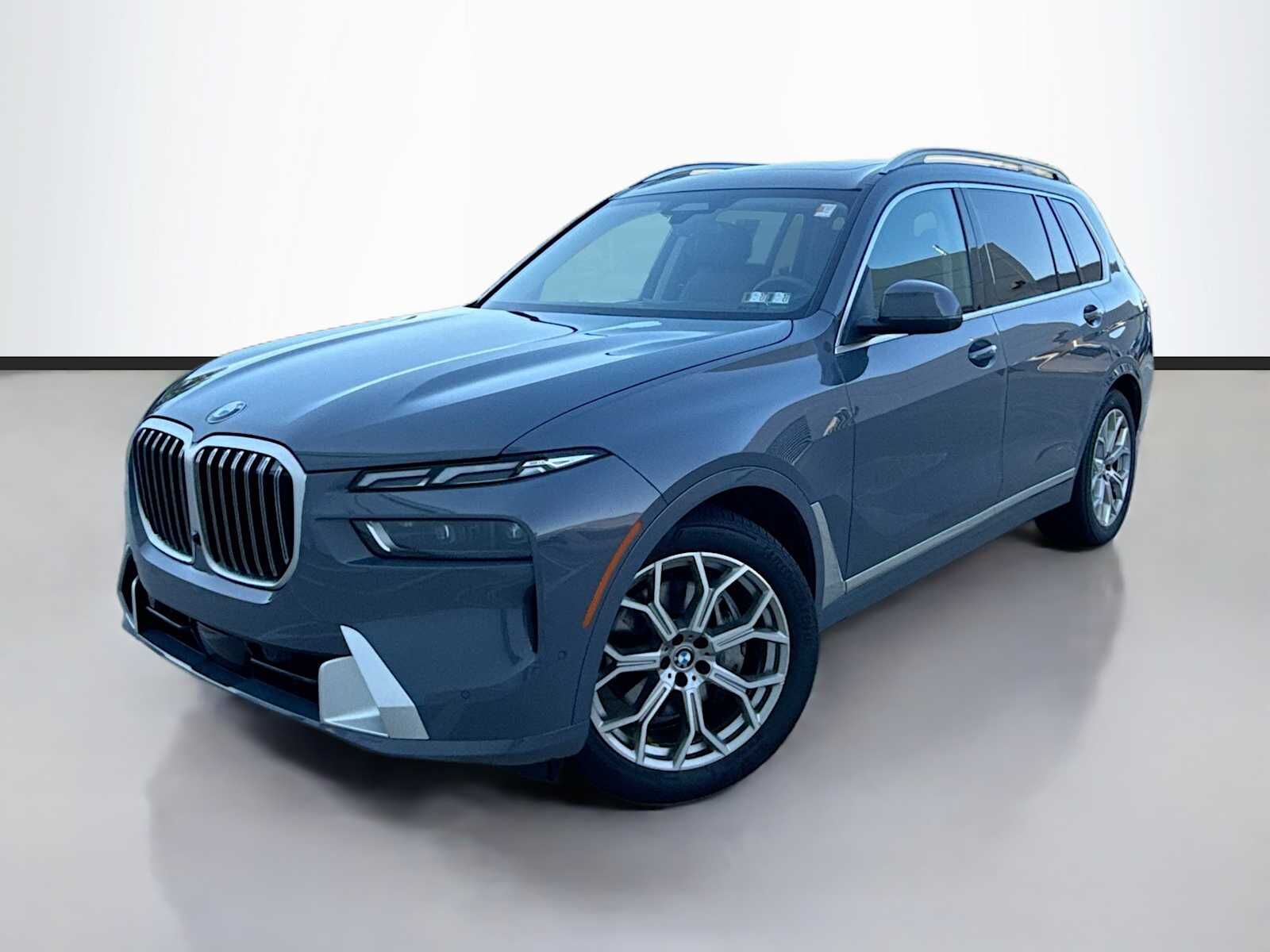 2025 BMW X7