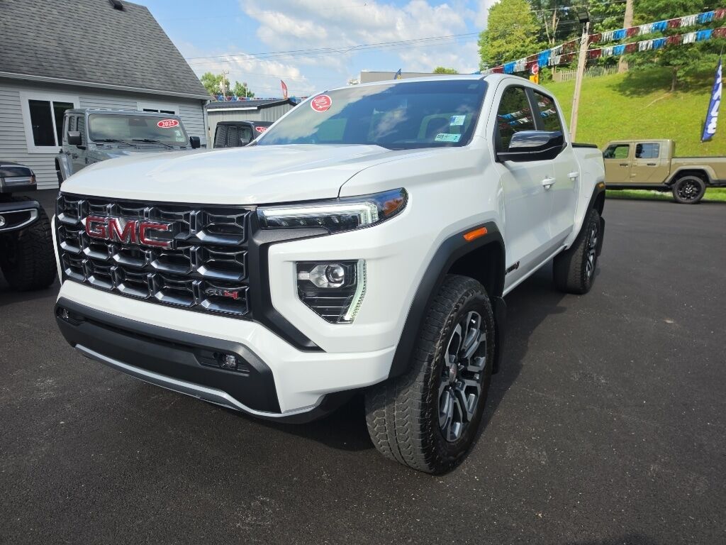 2024 GMC Canyon